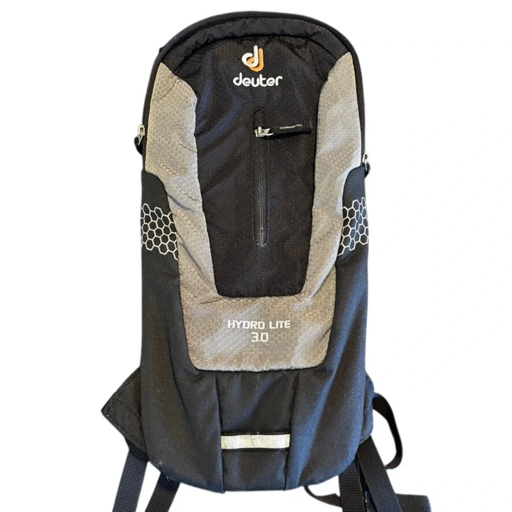 Deuter Hydro Lite 3.0 Hydration‎ Pack Black Gray Airstripes Backpack Hiking
